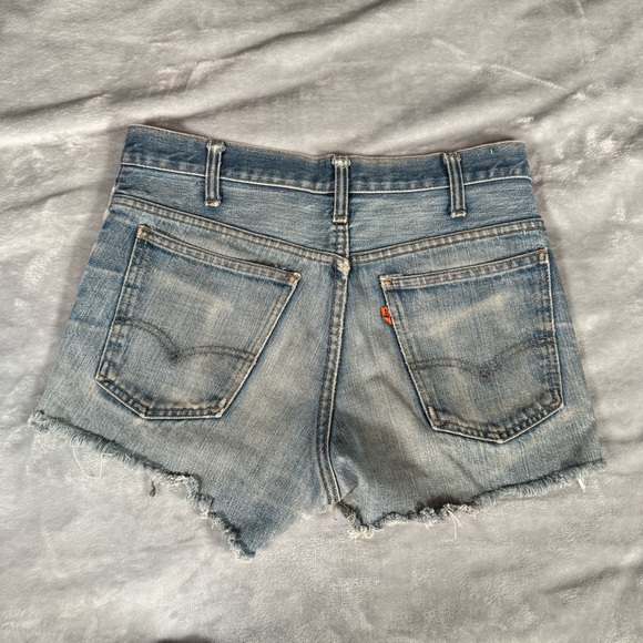 Vintage Levis 519 Cutoff Denim Shorts Womens 30 (Estimated) 2” Orange Tab READ! - Picture 1 of 15